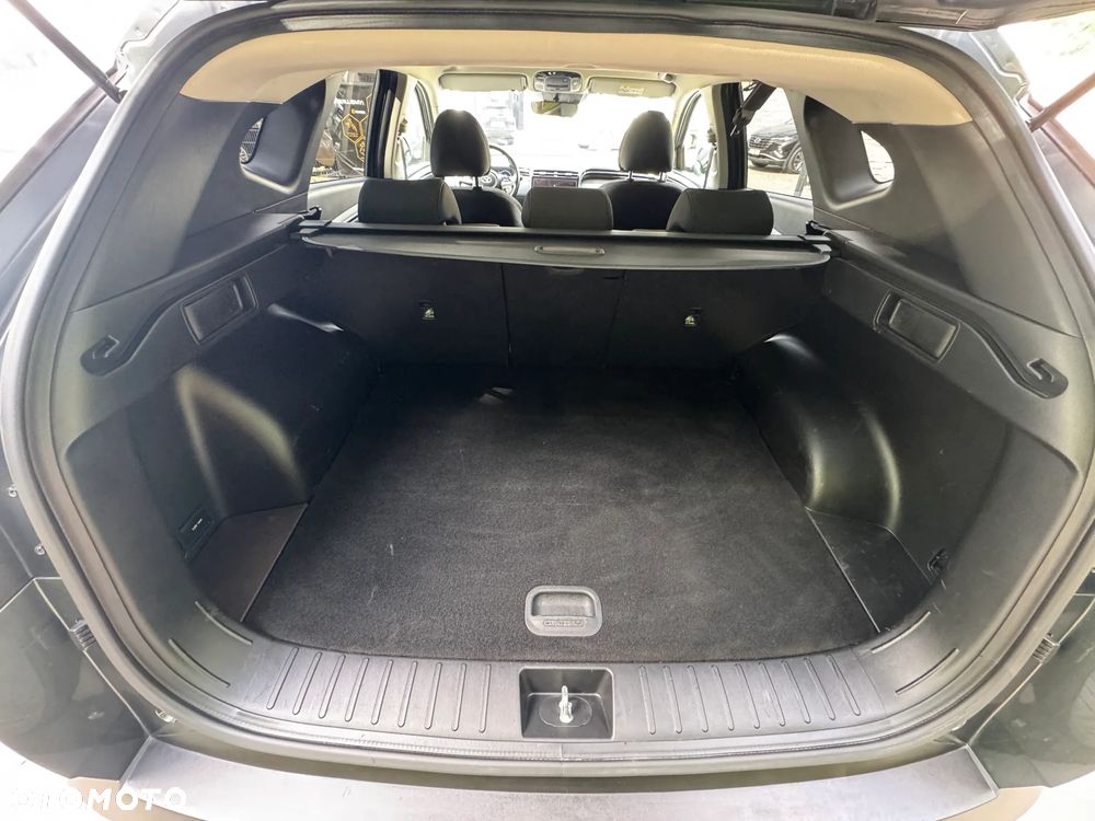 Hyundai Tucson 1.6 CRDi 48V-Hybrid 2WD DCT Select - 29