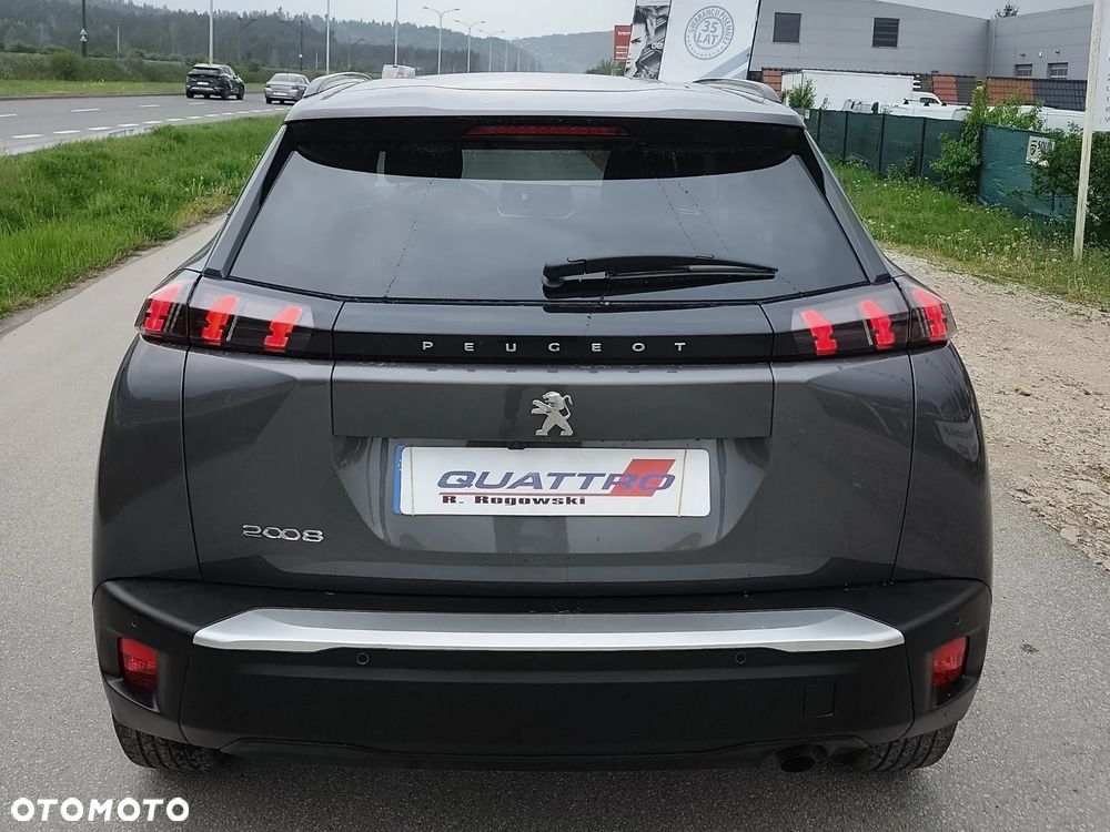 Peugeot 2008 - 13