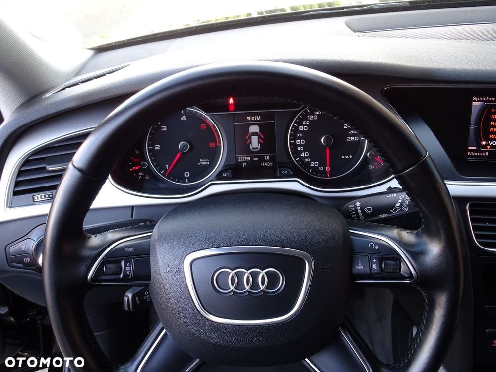 Audi A4 Avant 2.0 TDI S tronic quattro - 27