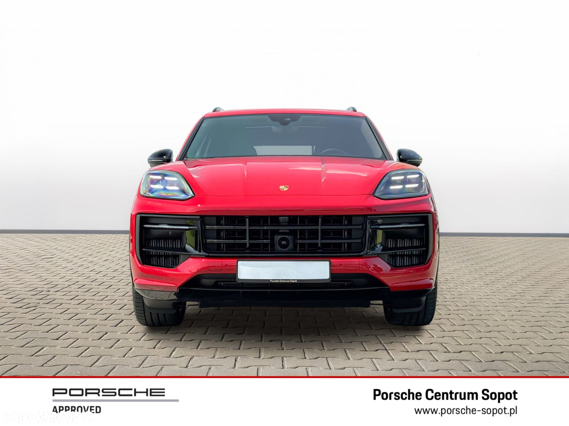 Porsche Cayenne GTS - 7