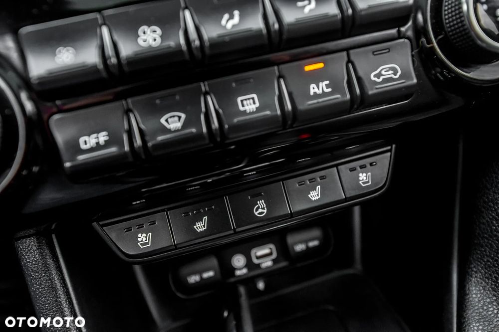 Kia Sportage 2,0 CRDI AWD GT Line - 37