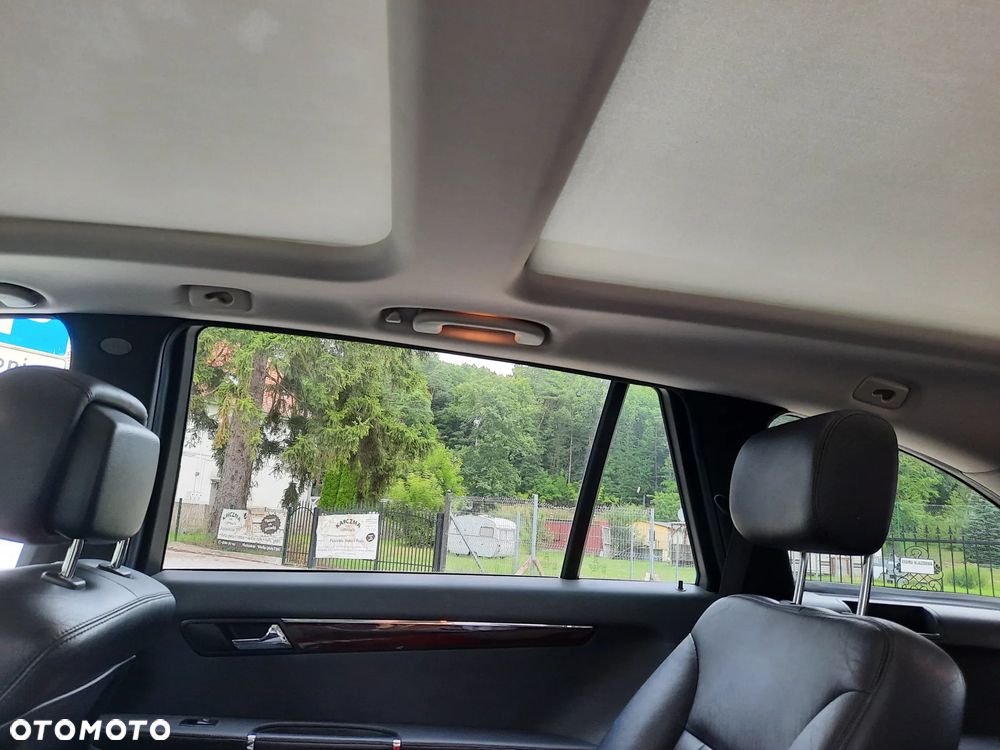 Mercedes-Benz Klasa R 500 L 4Matic 7G-TRONIC - 17
