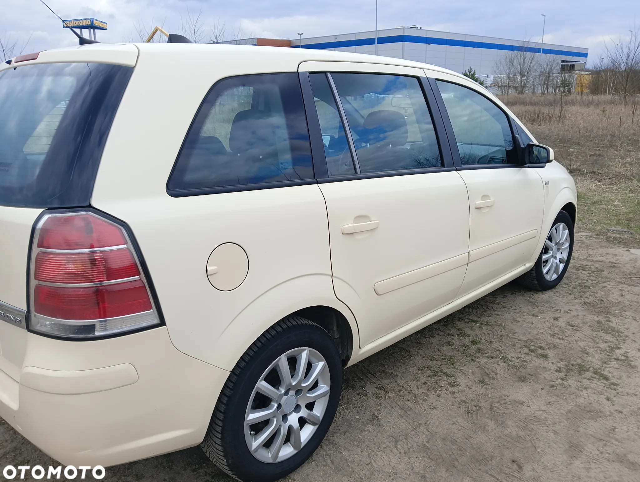 Opel Zafira 1.6 16V Base - 5
