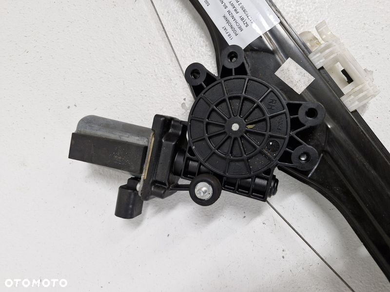 FIAT 500 PODNOŚNIK MECHANIZM SZYBY PRAWY PRZÓD 519760930 2 PIN - 2