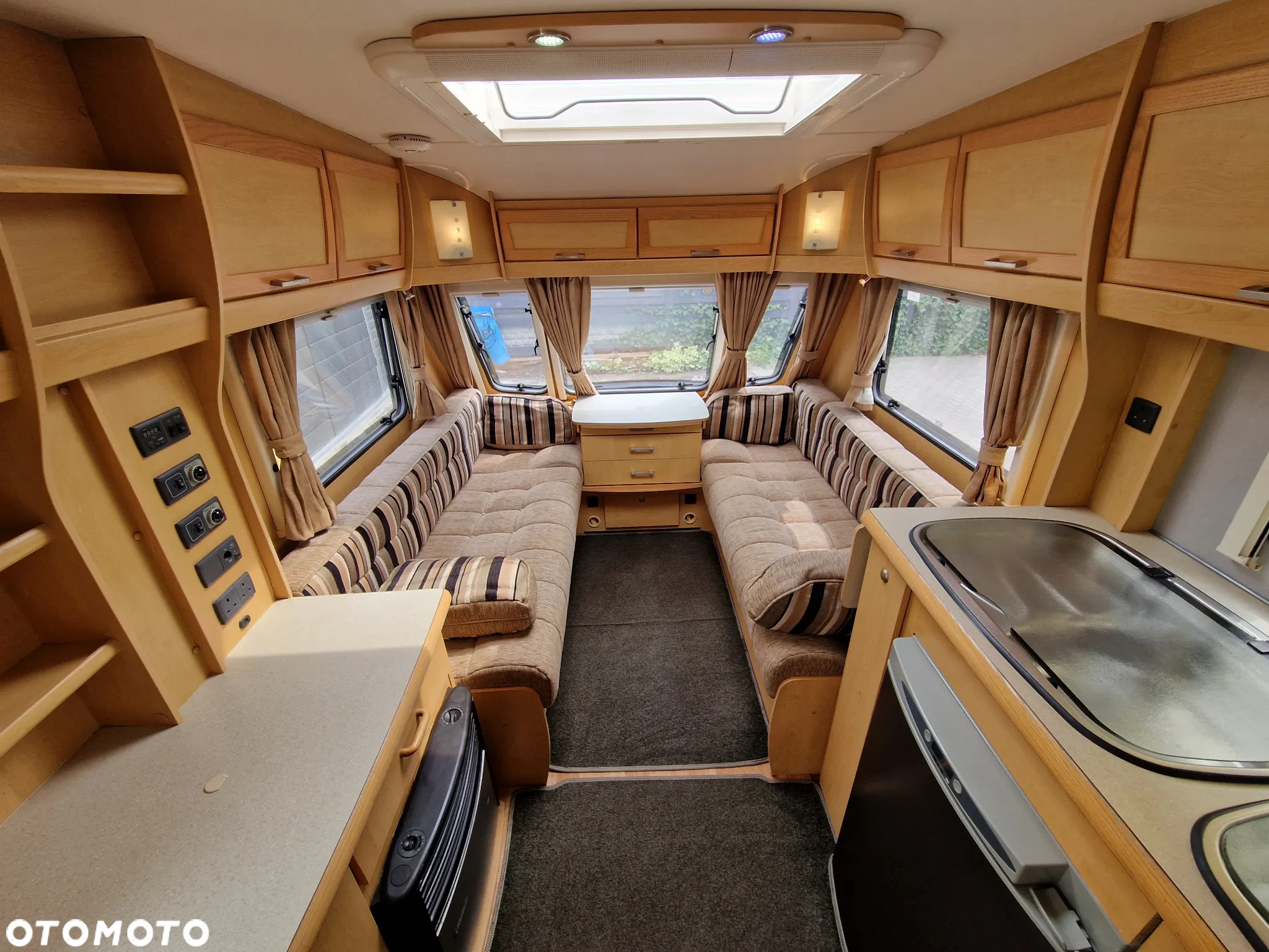 Elddis Xplore 402 - 17
