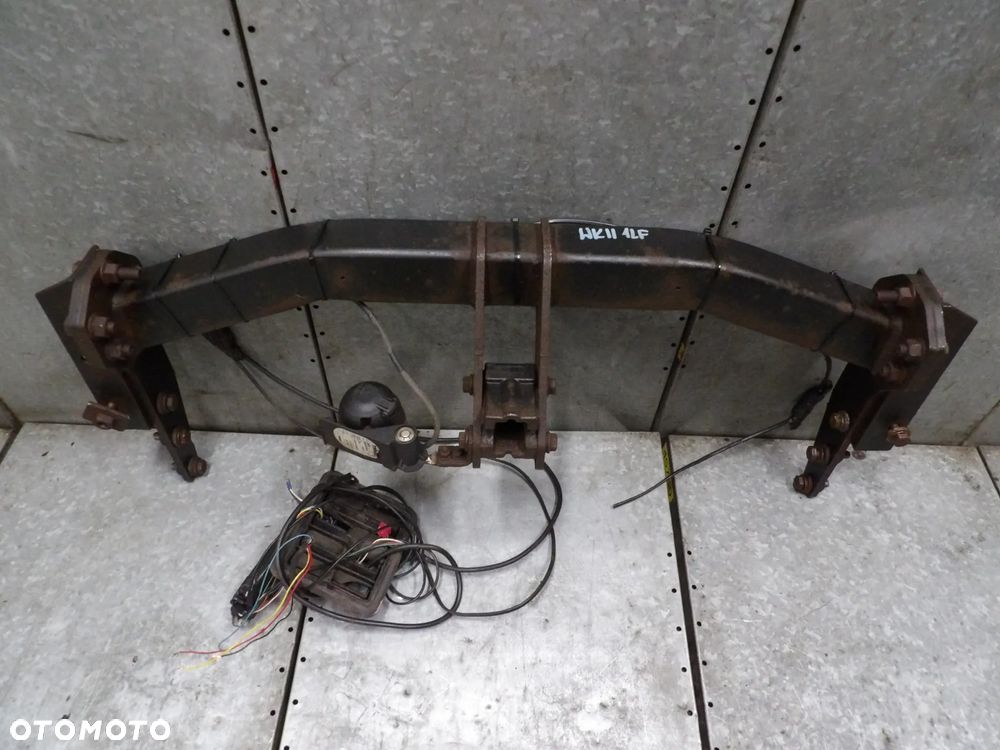 JEEP GRAND CHEROKEE WK2 HAK HOLOWNICZY - 1