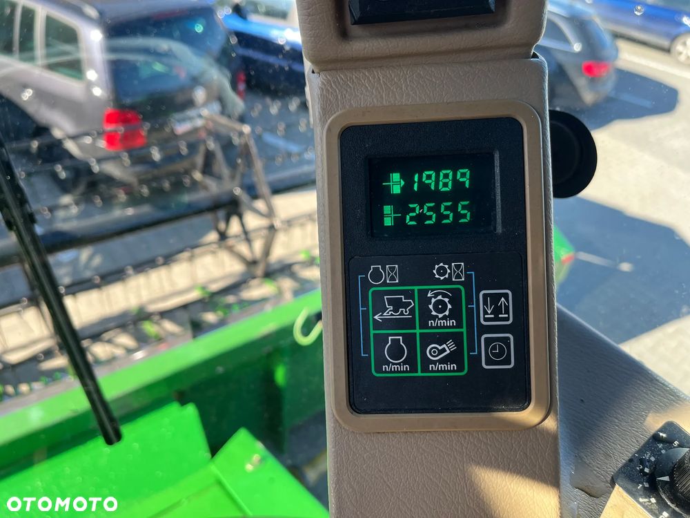 John Deere 2266 - 18