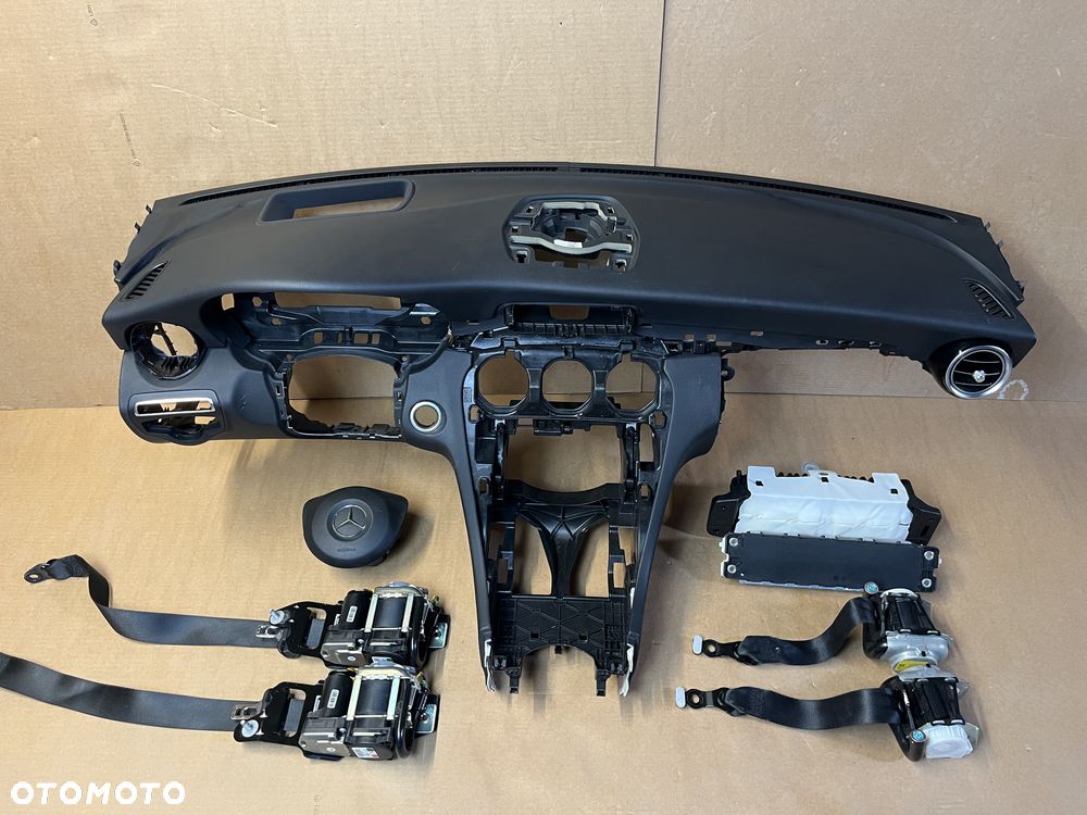 KONSOLA MERCEDES C KLASA W205 205 KOKPIT DESKA PASY AIRBAG KOMPLET HEDUP