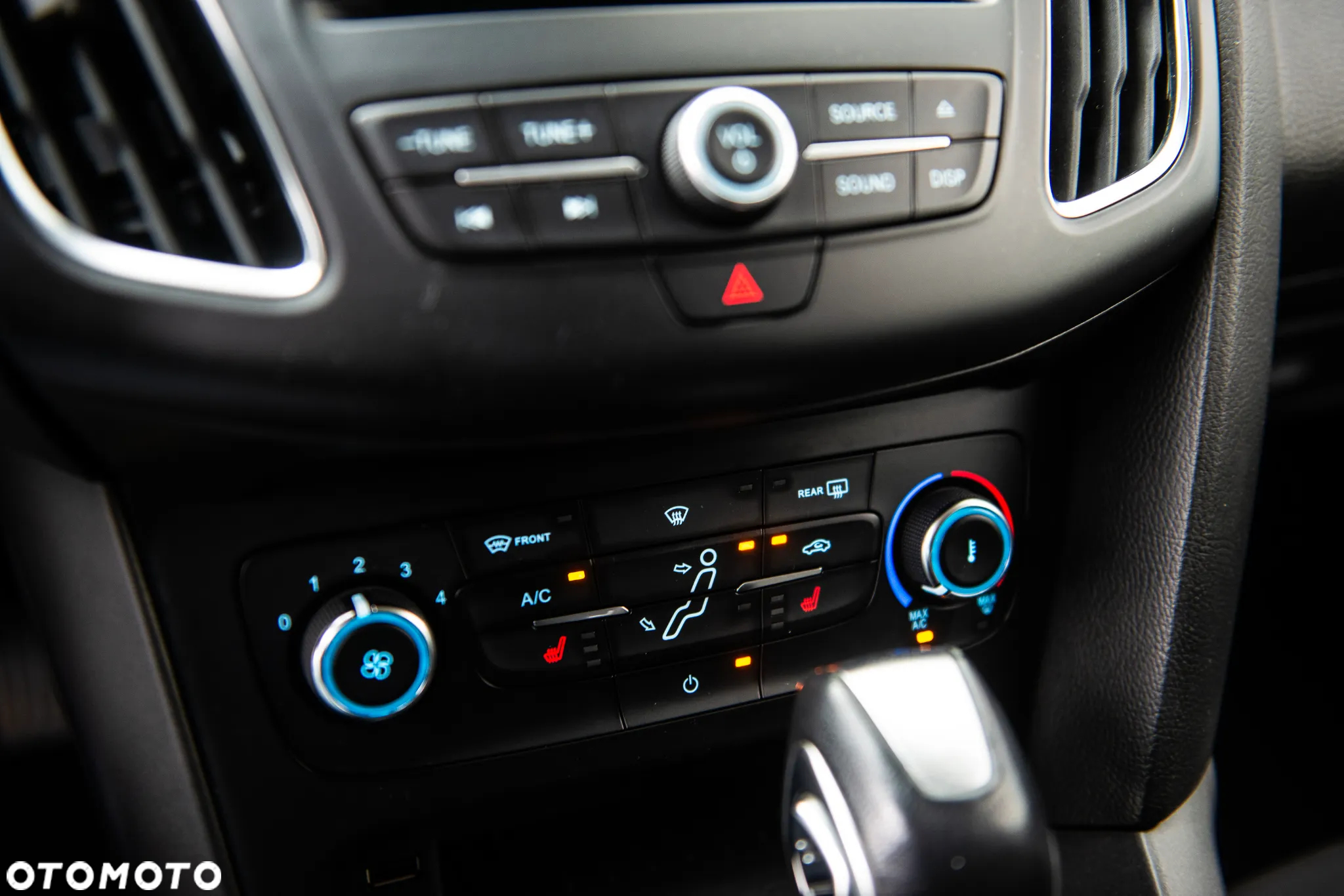 Ford Focus 1.5 EcoBlue Start-Stopp-System TITANIUM STYLE - 29