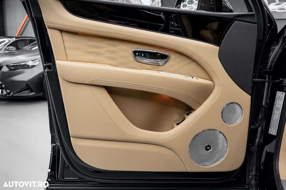 Bentley Bentayga Atelier Edition - 38