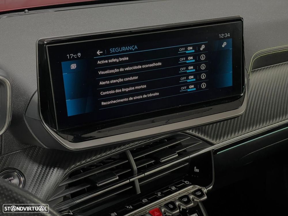 Peugeot 2008 1.2 PureTech Allure EAT8 - 17