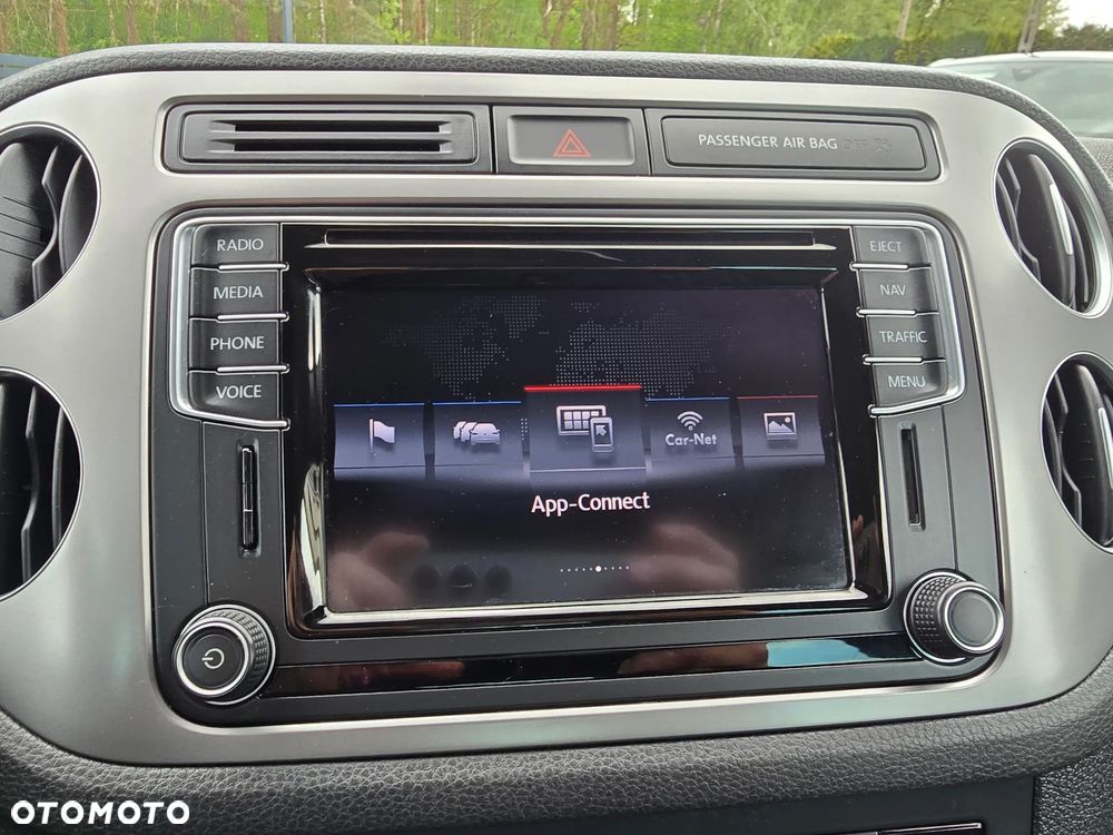 Volkswagen Tiguan 2.0 TDI SCR BlueMotion Technology Lounge Sport & Style - 36