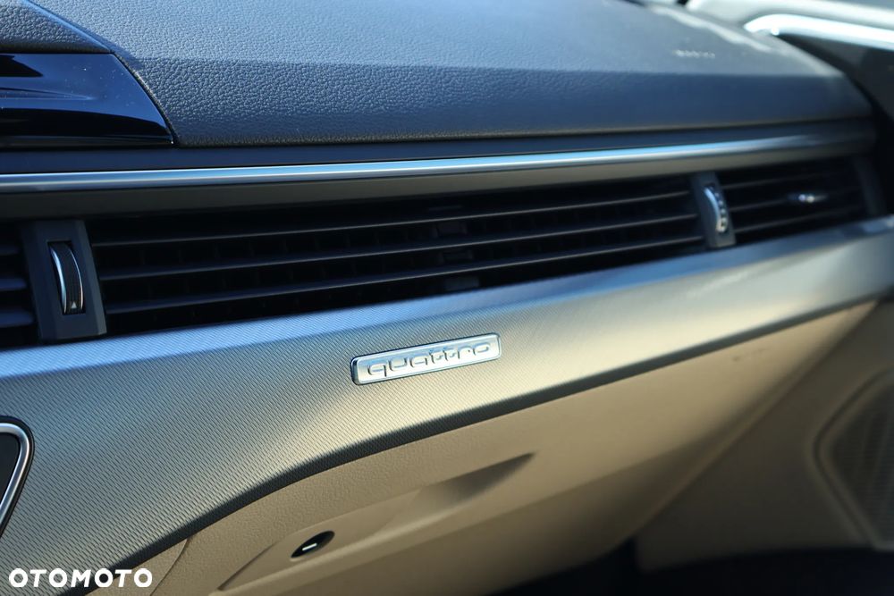 Audi A4 Limousine 45 TFSI quattro S tronic S line - 28