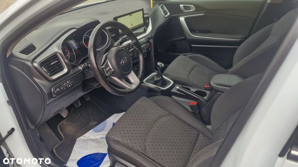 Kia Ceed 1.6 CRDi Edition 7 - 11