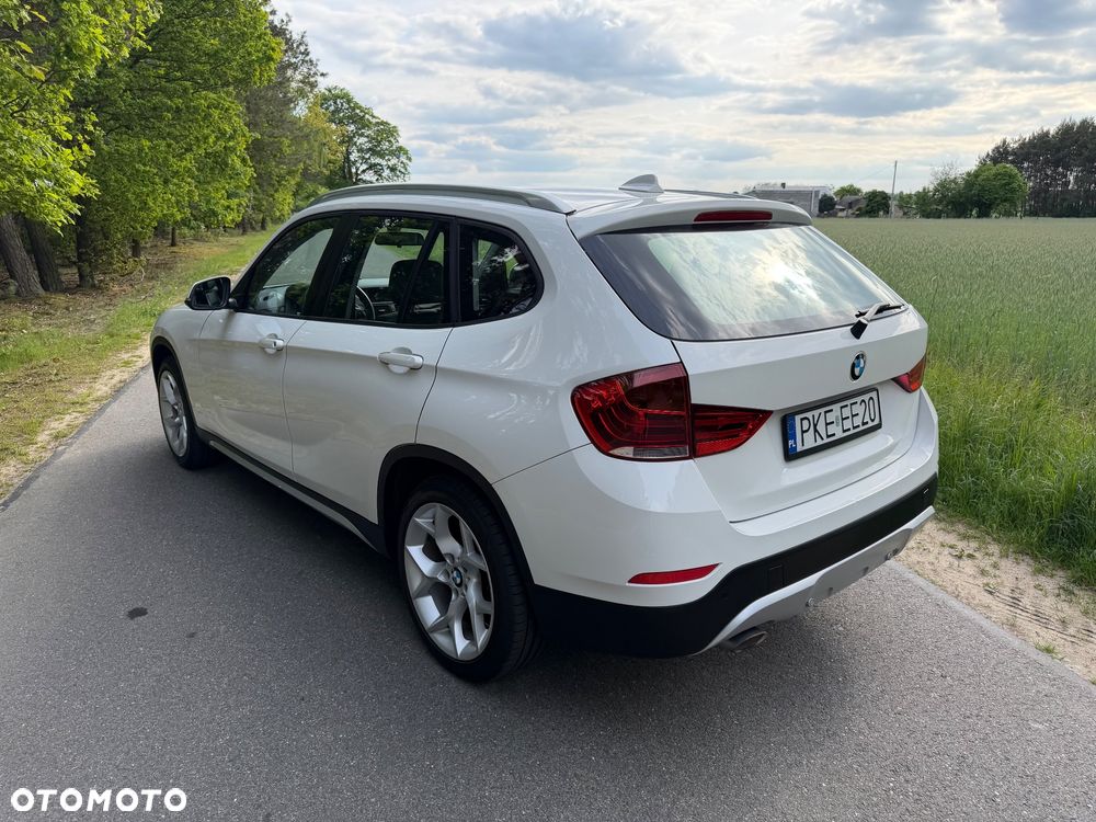 BMW X1 sDrive18d xLine - 16