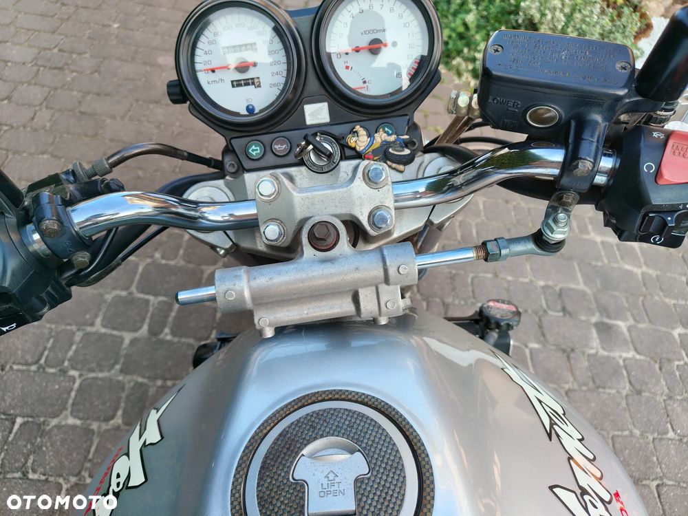 Honda Hornet - 9