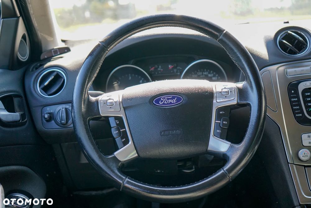 Ford Mondeo 2.0 TDCi Trend - 24