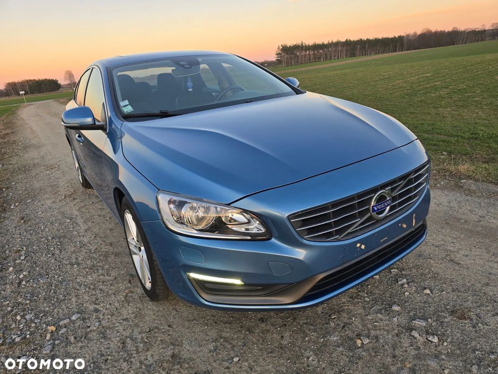 Volvo S60 D3 Momentum - 7