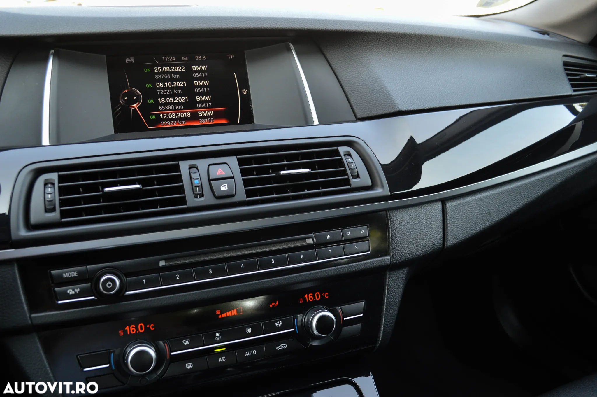 BMW Seria 5 520d Aut. - 25