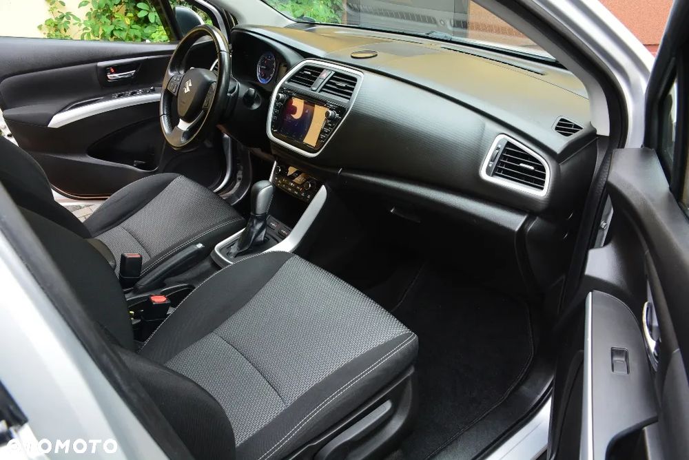 Suzuki SX4 S-Cross 1.6 VVT CVT 4x2 Comfort+ - 21
