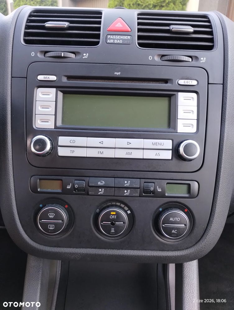 Volkswagen Golf 1.6 United - 26