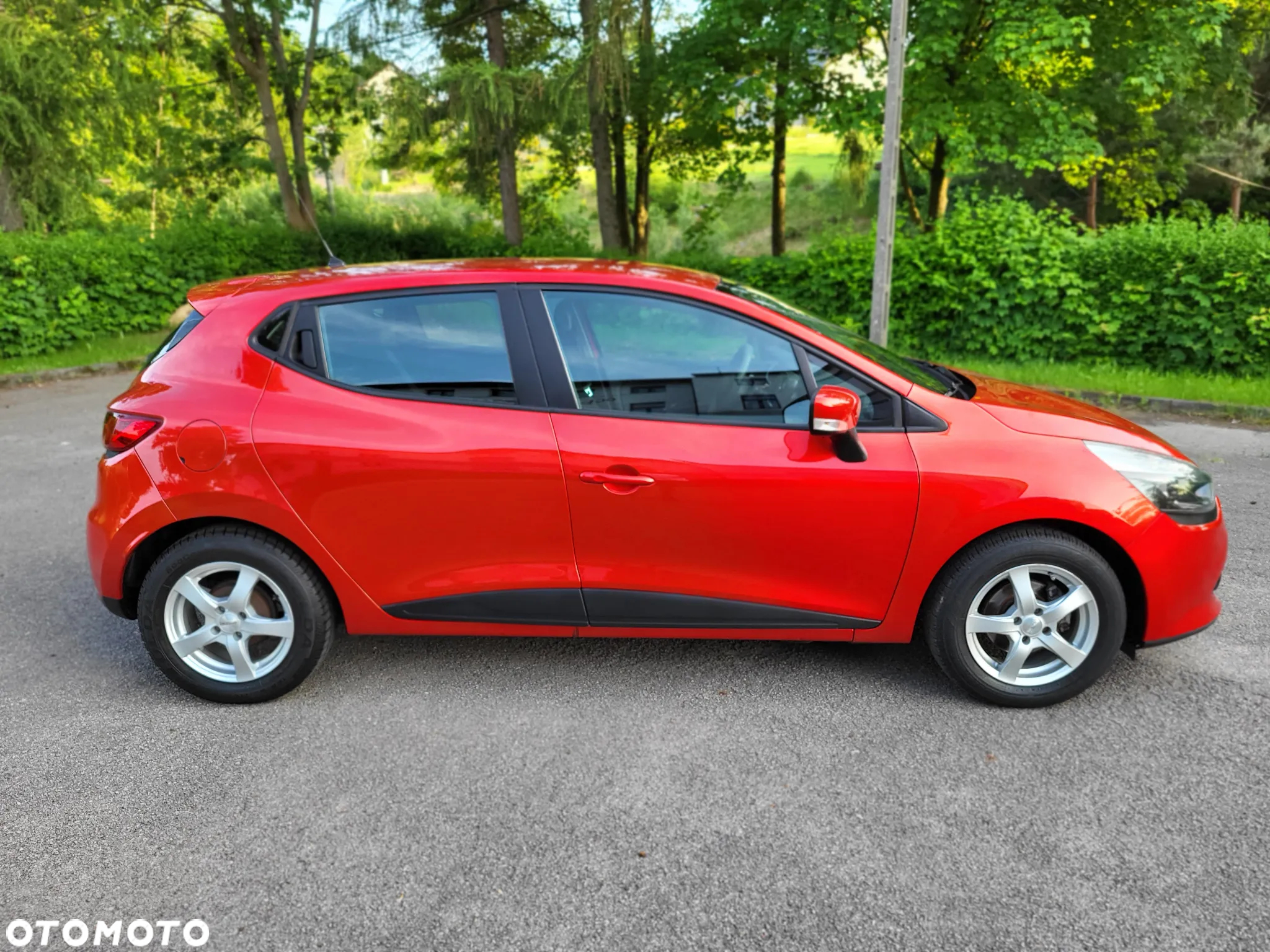 Renault Clio 1.2 16V 75 Experience - 8