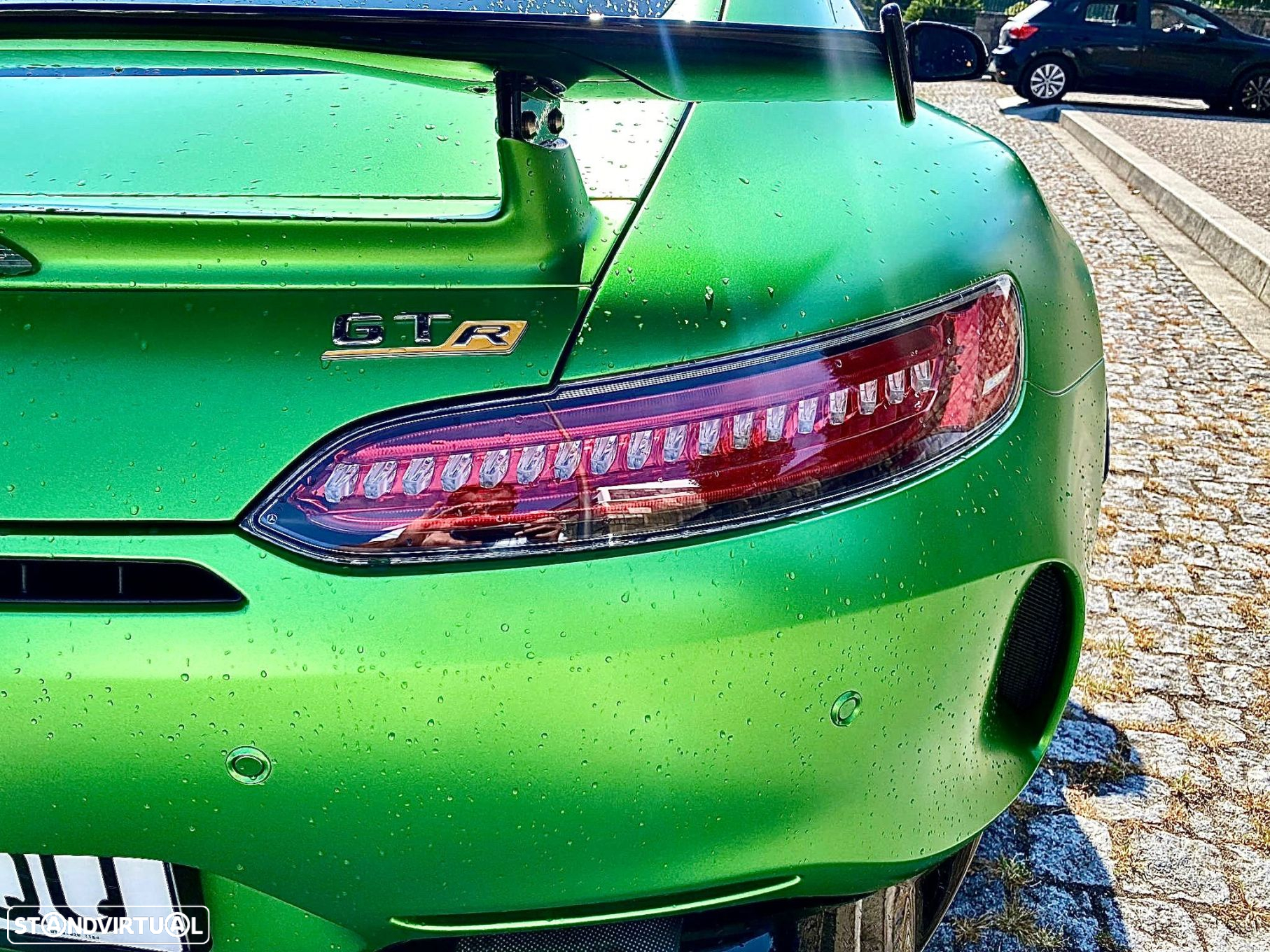 Mercedes-Benz AMG GT R - 12