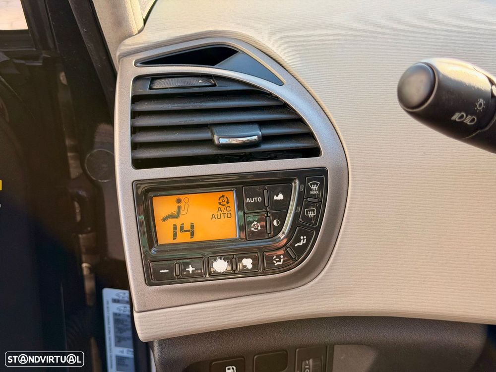 Citroën C4 Picasso 1.6 HDi Exclusive RFM CMP6 - 16