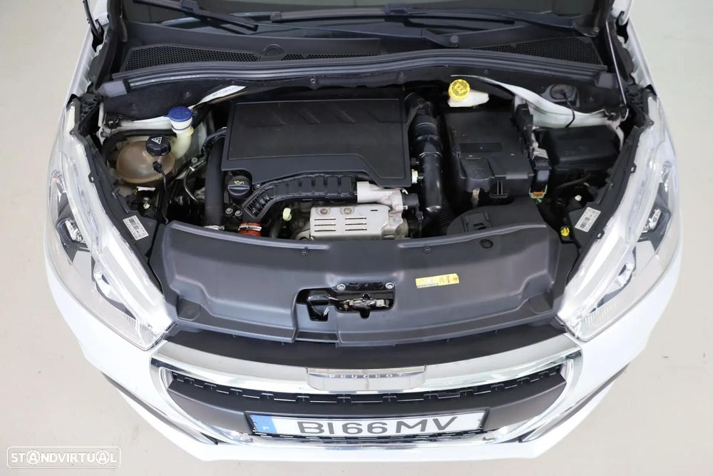 Peugeot 208 1.2 PureTech Allure EAT6 - 9