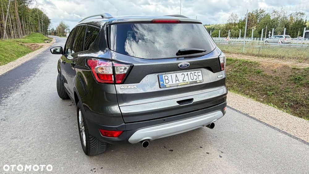 Ford Kuga - 9