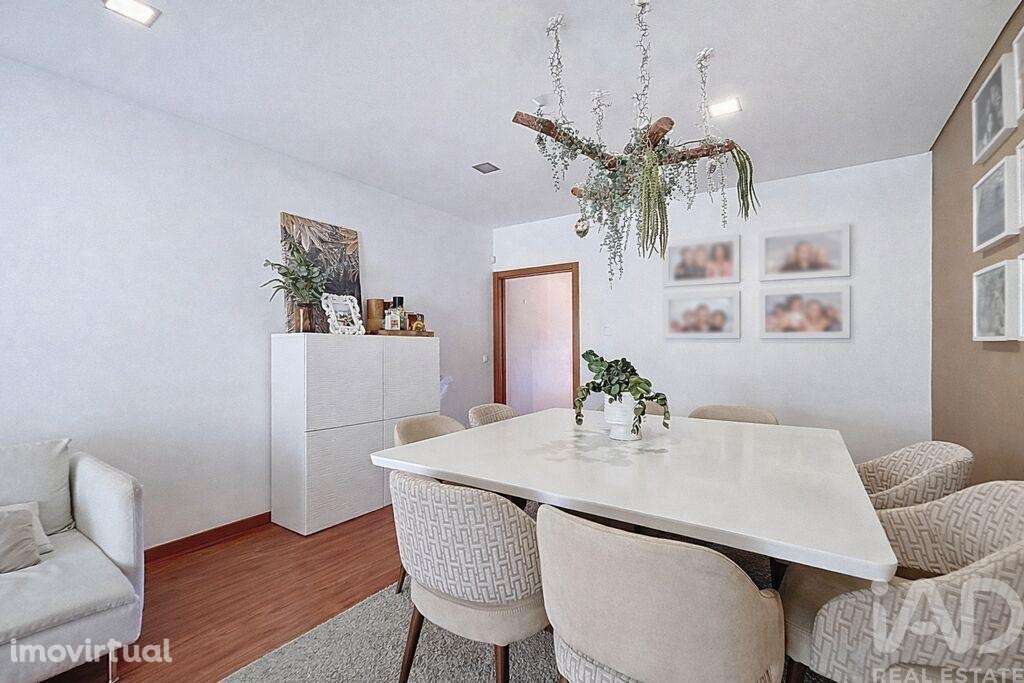 Casa / Villa T4 em Rio Tinto - Grande imagem: 5/18