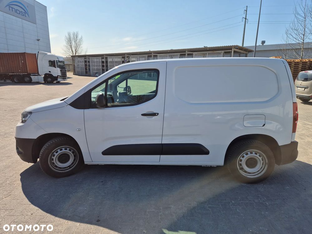 Toyota Proace City - 8