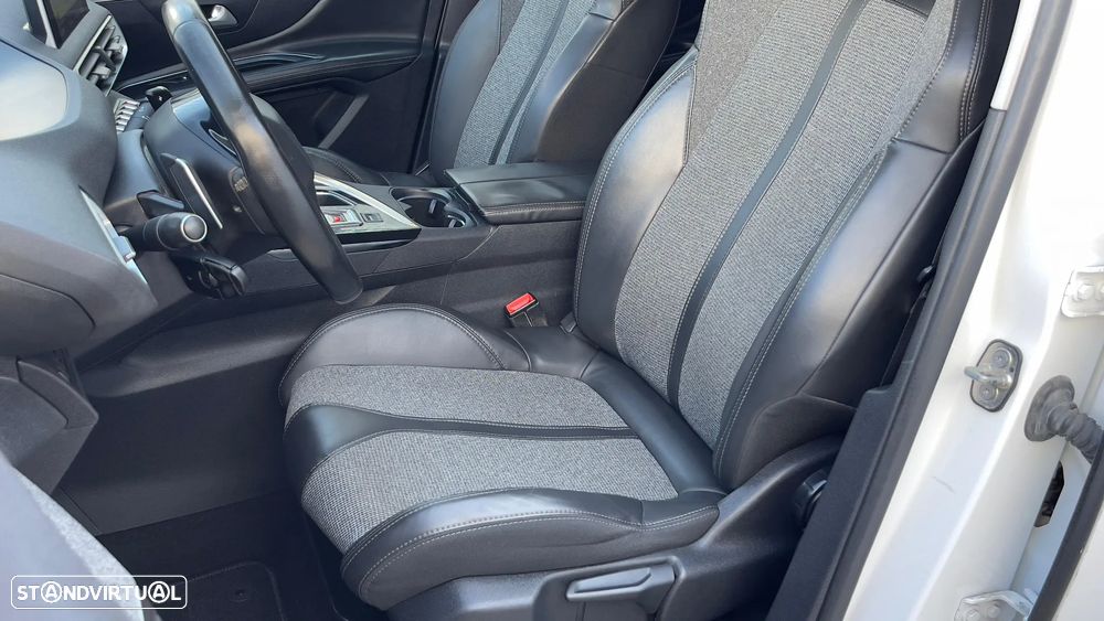 Peugeot 3008 BlueHDi 120 Stop & Start EAT6 Allure - 23