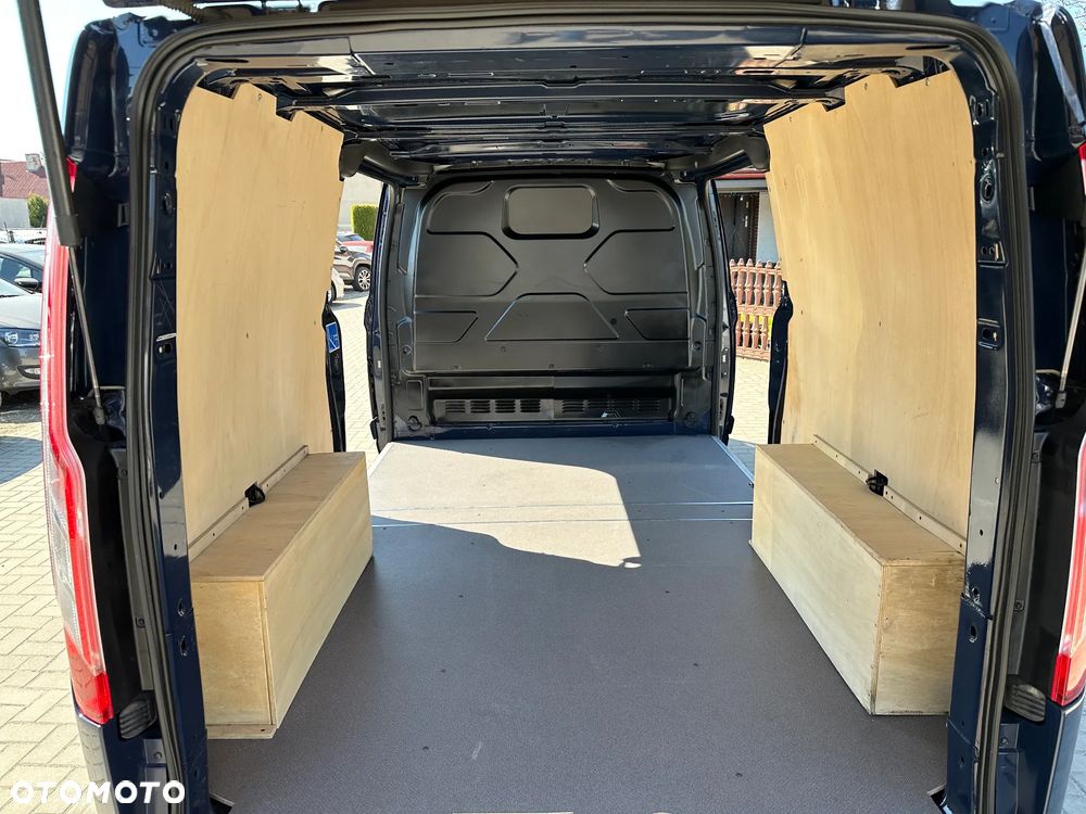 Ford Transit Custom - 24