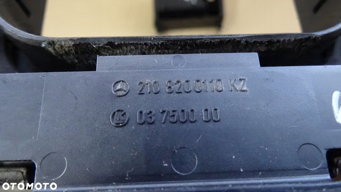 MERCEDES W210 SCHOWEK RAMKA PANEL SZYB KOMPLET - 11