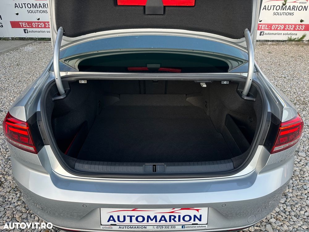 Volkswagen Passat 2.0 TDI DSG Comfortline - 16