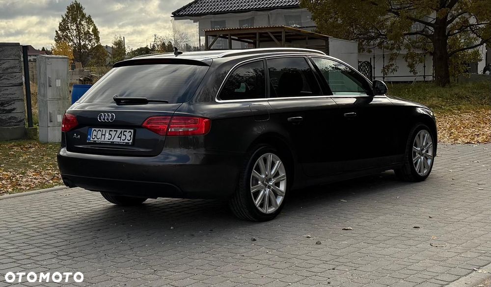 Audi A4 Avant - 4