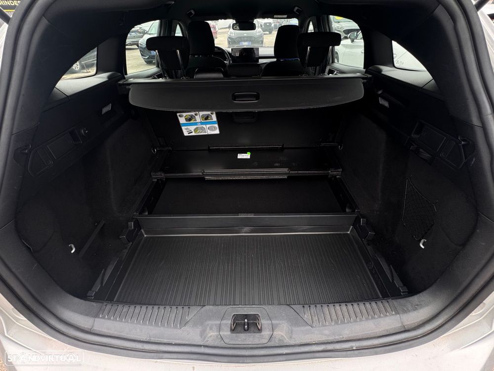 Ford Focus SW 1.0 EcoBoost MHEV ST-Line Aut. - 38