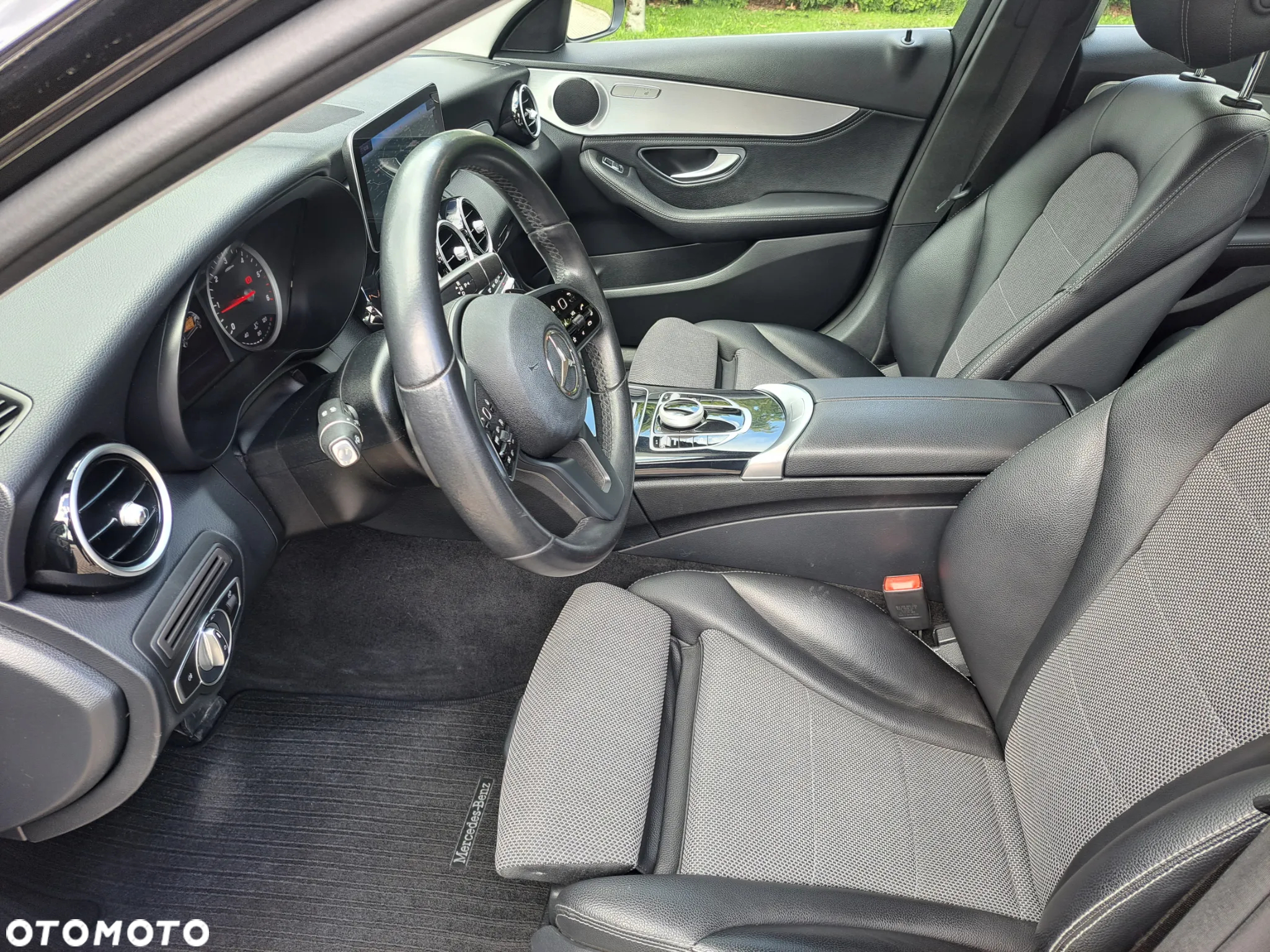 Mercedes-Benz Klasa C 220 d T 9G-TRONIC Avantgarde - 32
