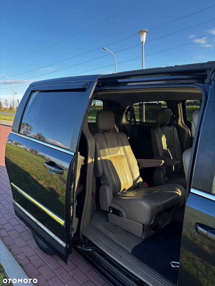 Chrysler Town & Country 3.6 Touring - 9