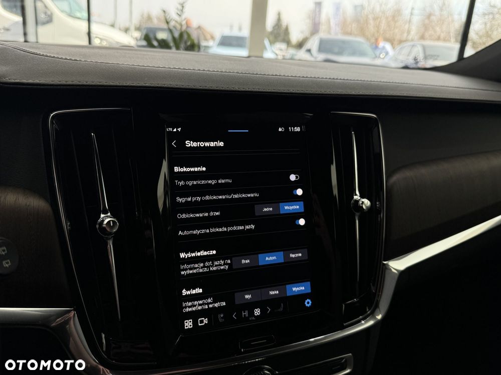 Volvo V90 - 35