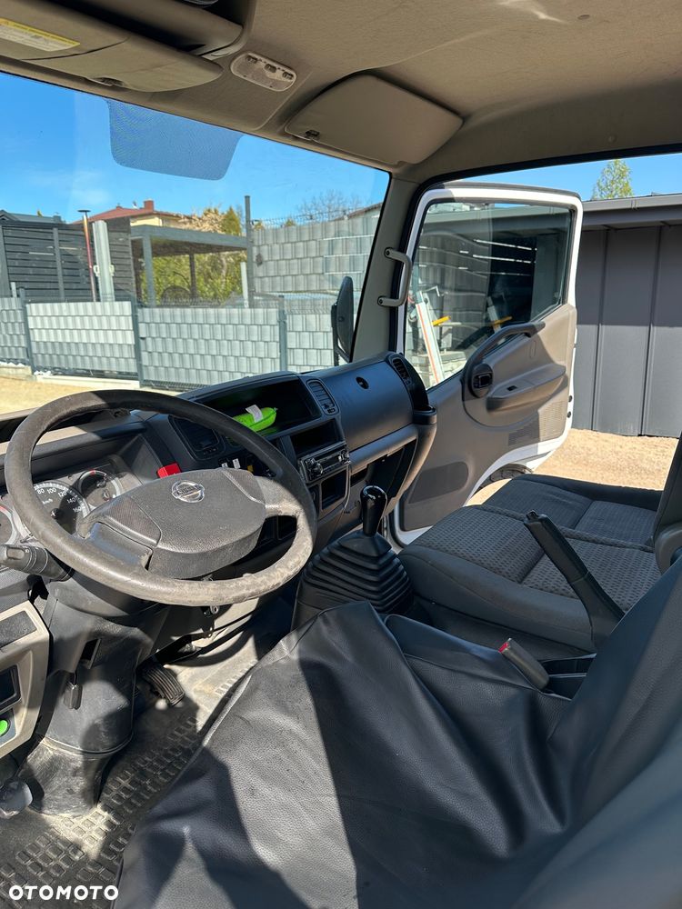 Nissan Cabstar - 12