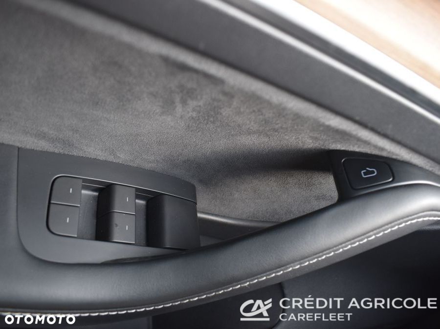 Tesla Model 3 RWD - 23