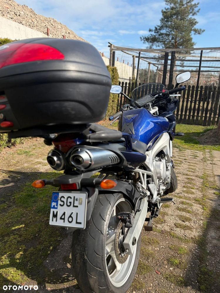 Yamaha FZ6 - 5