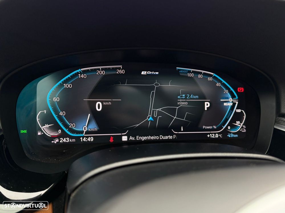 BMW 520 e Pack M - 34