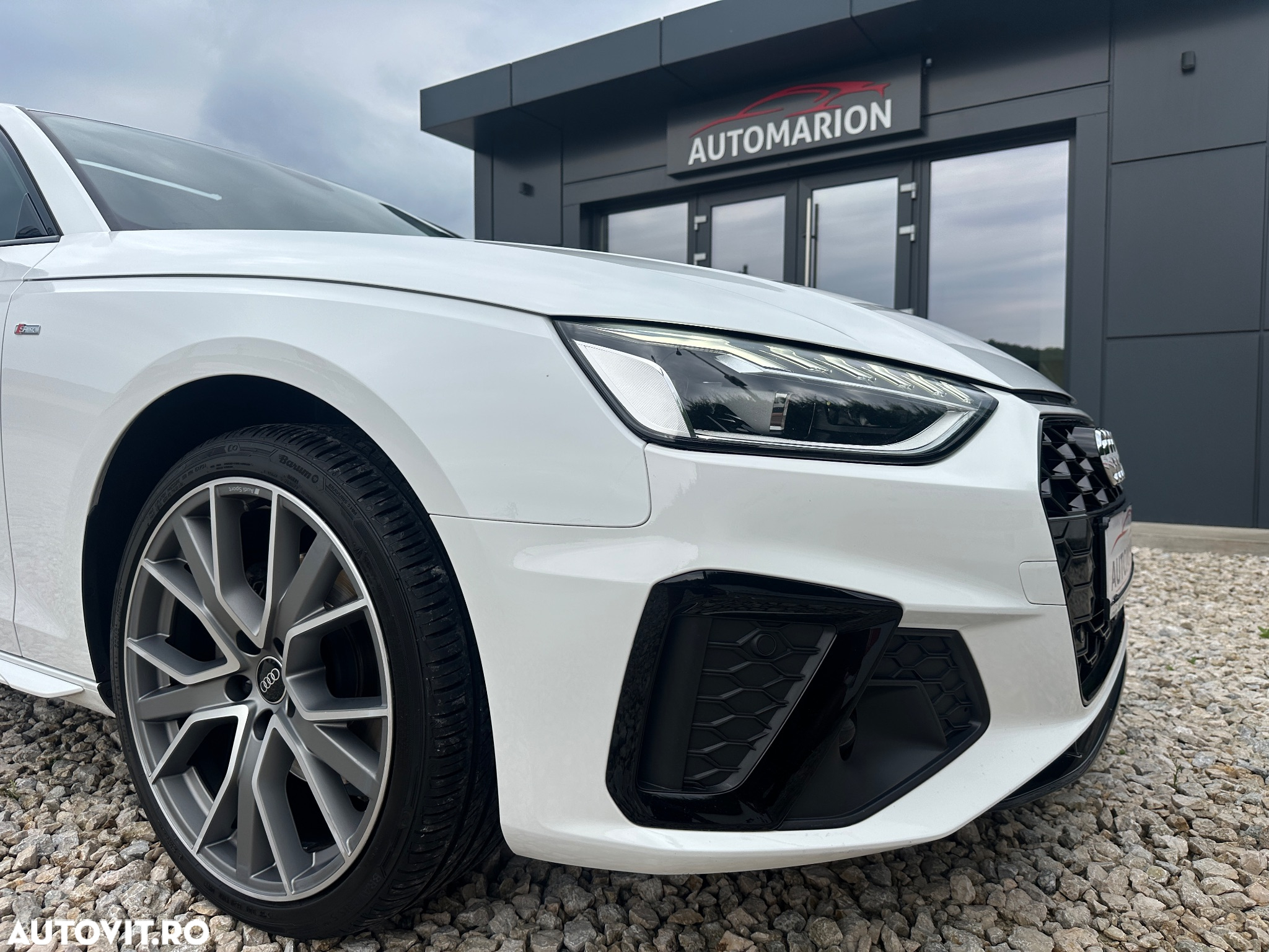 Audi A4 Avant 35 TDI S tronic S line - 25
