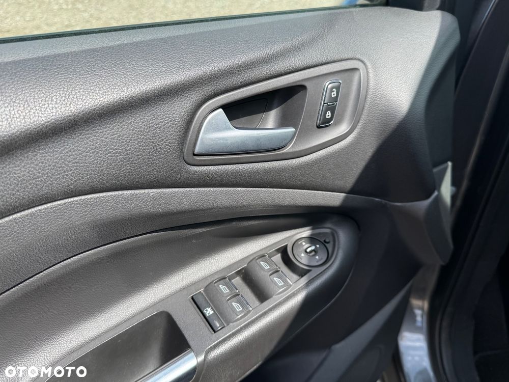 Ford Kuga 2.0 TDCi 4x4 Titanium - 13