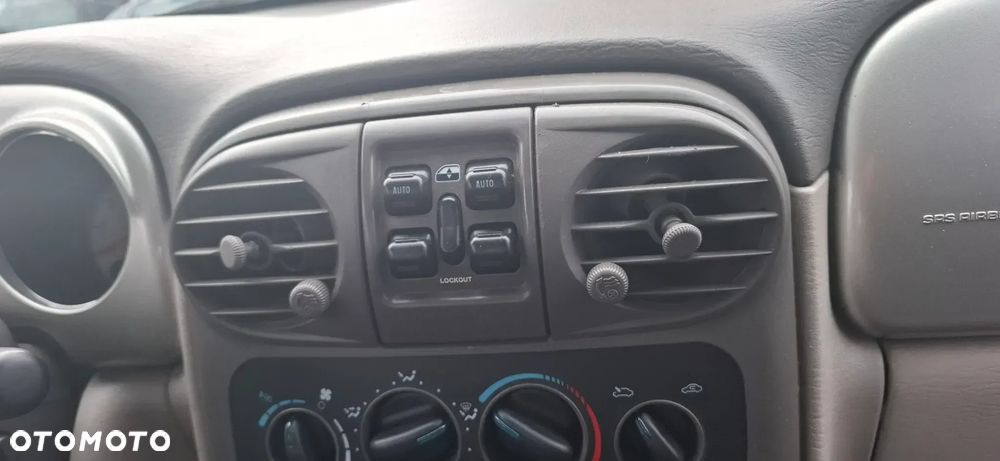 Chrysler PT Cruiser 2004 Przód  Przyciski szyb - 1
