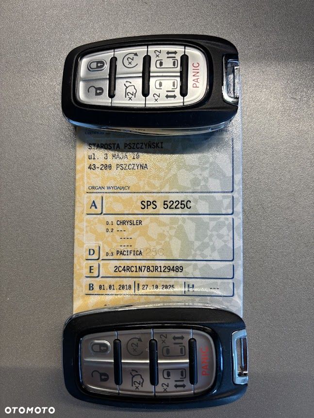 Chrysler Pacifica - 31