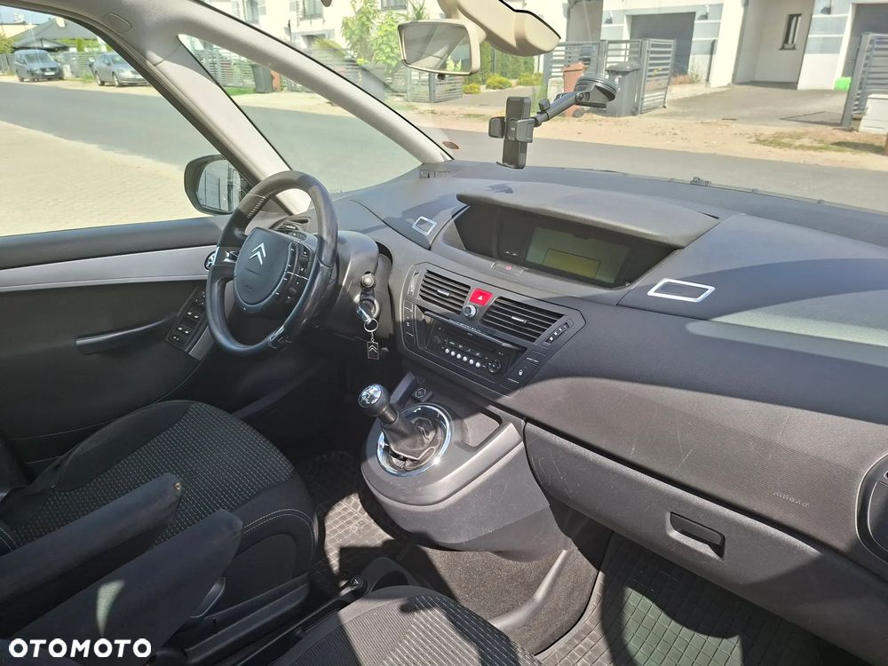Citroën C4 Grand Picasso 1.8 16V Style - 9